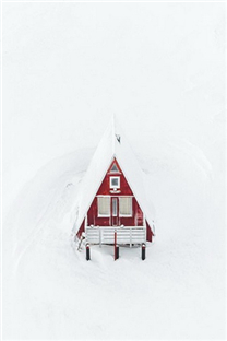 <b>冰岛唯美雪景壁纸</b>