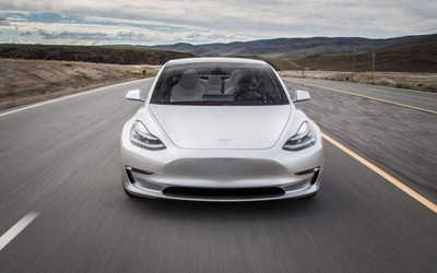国产Model 3首批车辆已经离开上海工厂 马上开始交付