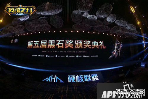 英魂之刃口袋版硬核年度最受接待行动游戏