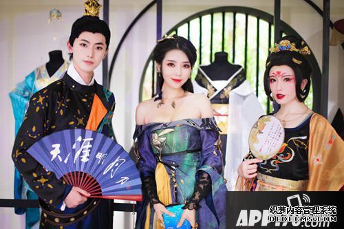 天涯明月刀手游携天衣阁参展tgc