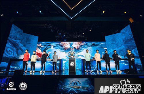 王者荣耀冬季冠军杯完美落幕 QGhappy成为五冠王