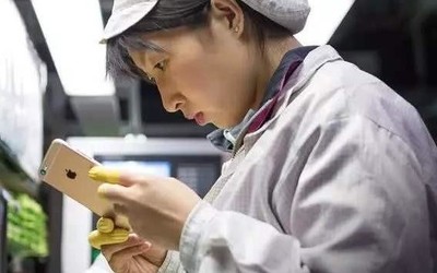 郑州富士康员工上岗仅10% iPhone供货可能受到威胁