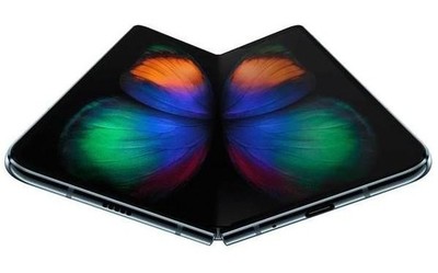 三星Galaxy Fold 2或搭载屏下镜头：最晚将于7月发布