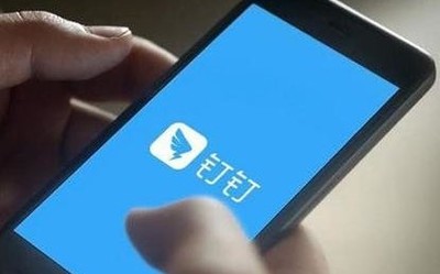 钉钉官方再次上线自制“鬼畜视频” 在线怒求五星好评