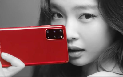 三星S20+ Jennie RED配色亮相 BLACKPINK粉丝安排上