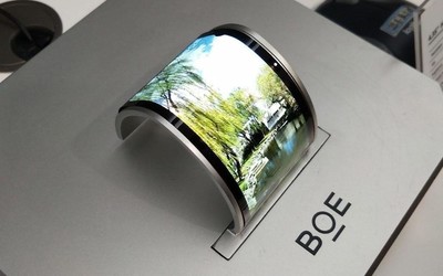 网传：京东方明年为iPhone提供OLED屏 成本下降20%