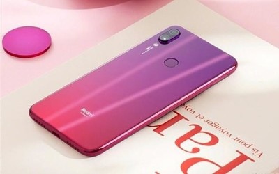 卢伟冰点赞Redmi Note 7出货量/销量成绩：让我嘚瑟下
