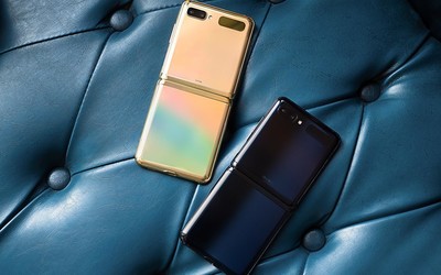 三星Z Flip国行版开启预订 限量套装3月13日开始配送