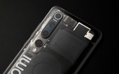 小米10透明版终于现身 员工自己动手改造十分硬核