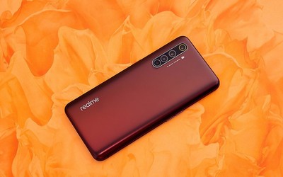 realme X50 Pro即将开售 免息分期再送65W GaN闪充