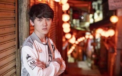 JackeyLove以自由人身份加入TES滔搏电子竞技俱乐部