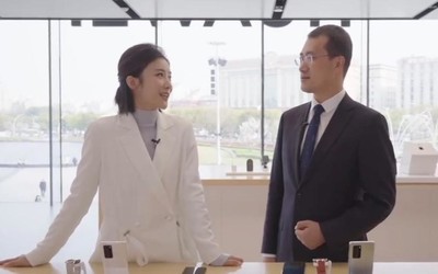 华为P40系列怎么样？何刚与超级用户蔡紫现场体验