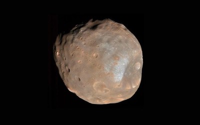 NASA捕捉到火卫一的多彩影像 或对其分析有重大意义