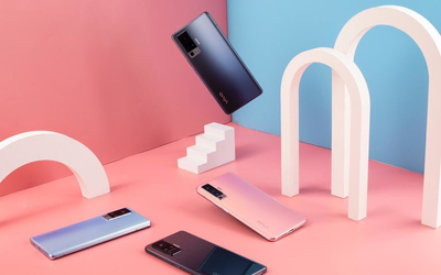 vivo X50系列星空作品展亮相广州地铁站：微云台惊艳