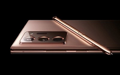 三星Note20 Ultra真机图曝光：这个“超大杯”料有点足