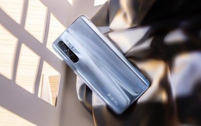 realme真我X50 Pro、X50 Pro玩家版降价 低至2999元
