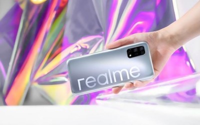 realme真我V5发布时间确定 8月初亮相或为中端手机