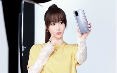 官宣：realme真我V5定档8月3日发布！全新V系列来袭
