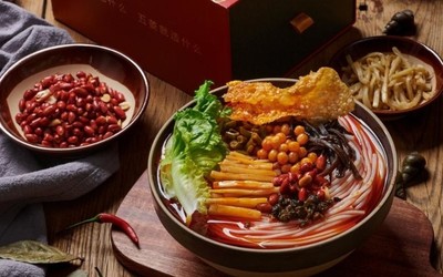 五菱螺蛳粉第二波！“秋名山”“神车”“光听名字就爱了