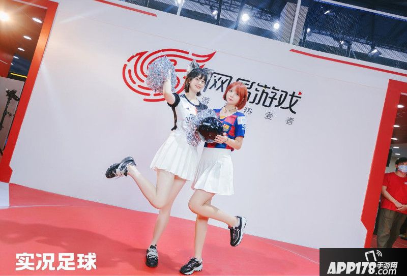 实况足球