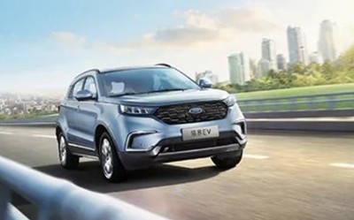 福特领界EV 2020款21点预售 配大天窗售18.28万元起