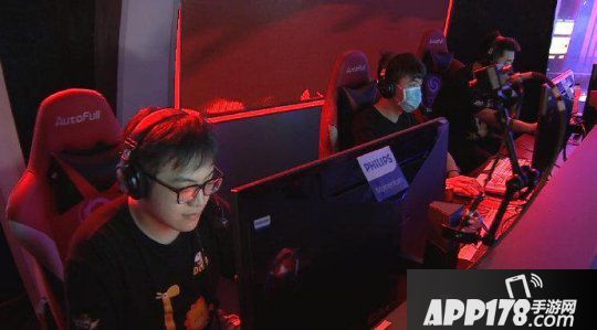 AG全员改换洗牌 《陌头篮球》FSPL职业联赛季后赛周末开战