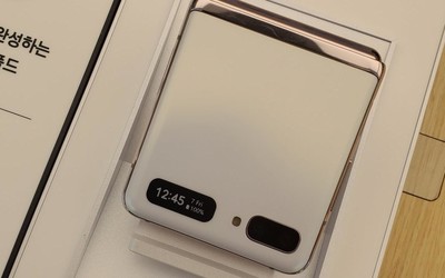 三星Galaxy Z Flip 5G新增白色！果然还是白色更好看