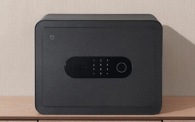 米家智能保管箱上新 接入米家APP支持胁迫指纹报警