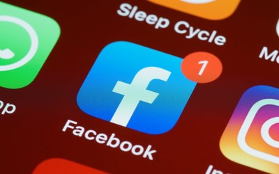其中部分海外社交平台上有账号援引所谓的路透社消息称