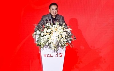 该书共有三条主线